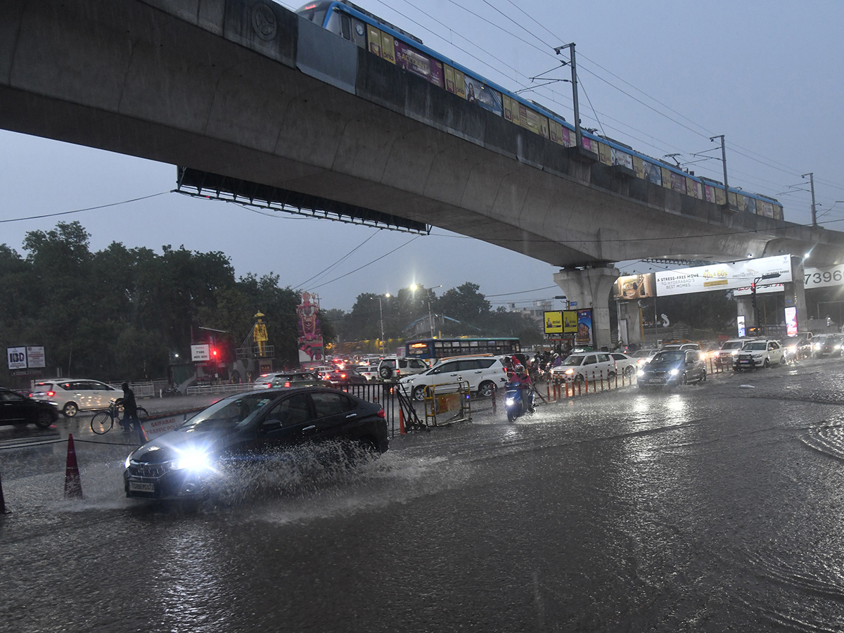 heavy_20rains_20in_20hyderabad_20latest_20news__20_281_29.jpg 1