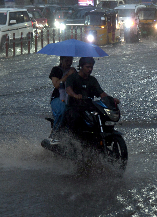 heavy_20rains_20in_20hyderabad_20latest_20news__20_2828_29.jpg 28