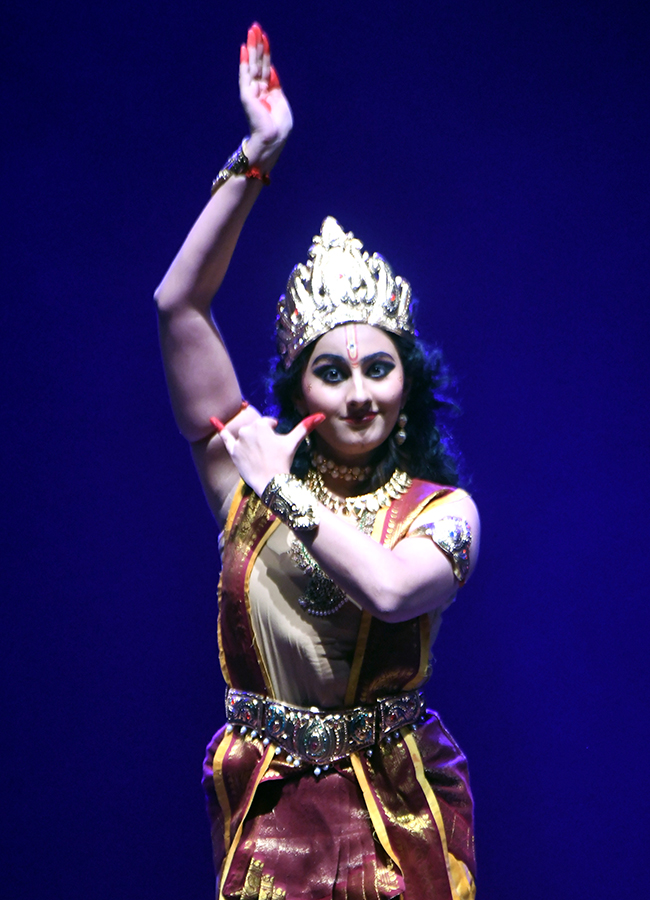 Dr_20C_20Narayana_20Reddy_20Birth_20Anniversary_20At_20Ravindra_20Bharati__20_2810_29.jpg 10