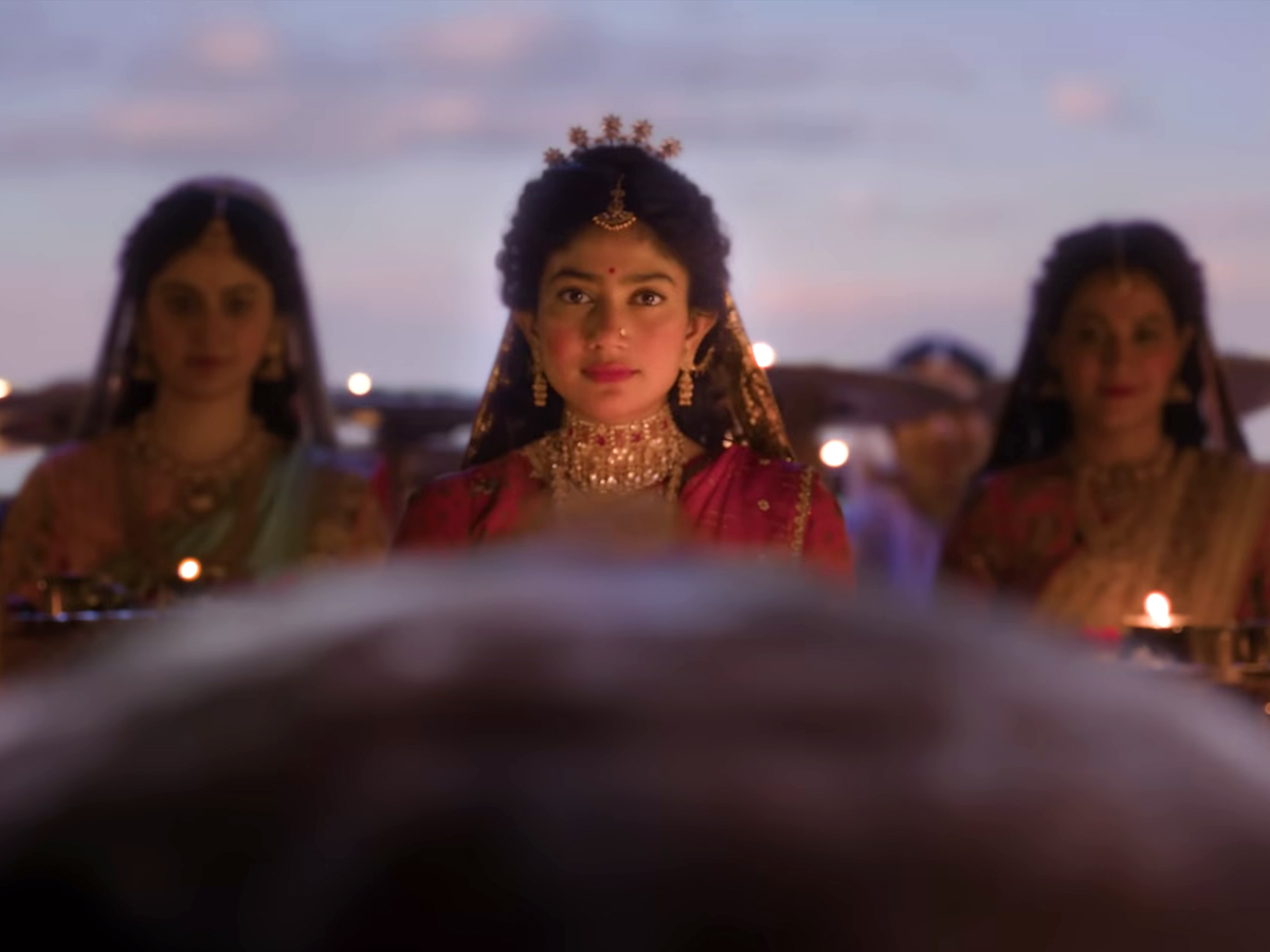 Ranbir_20Kapoor_20as_20Sai_20Pallavi_20Ramayana_20Trailer_20HD_20Photos__20_289_29.jpg 9