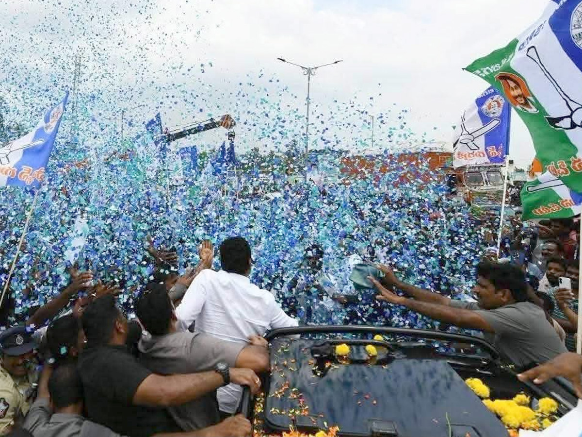ysjagan_crowd.jpg 1
