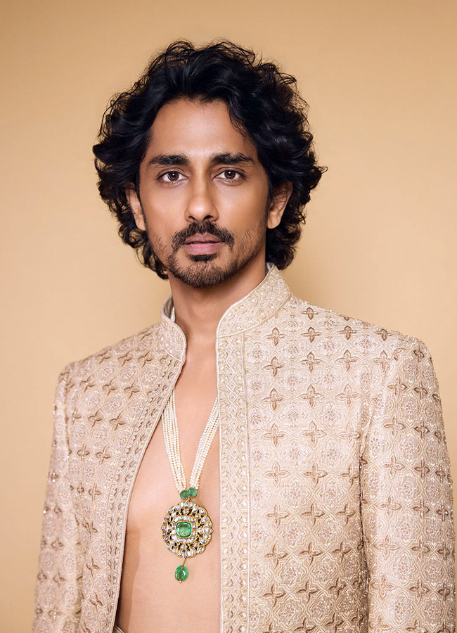 Aditi_20Rao_20Hydari_20_285_29.jpg 5