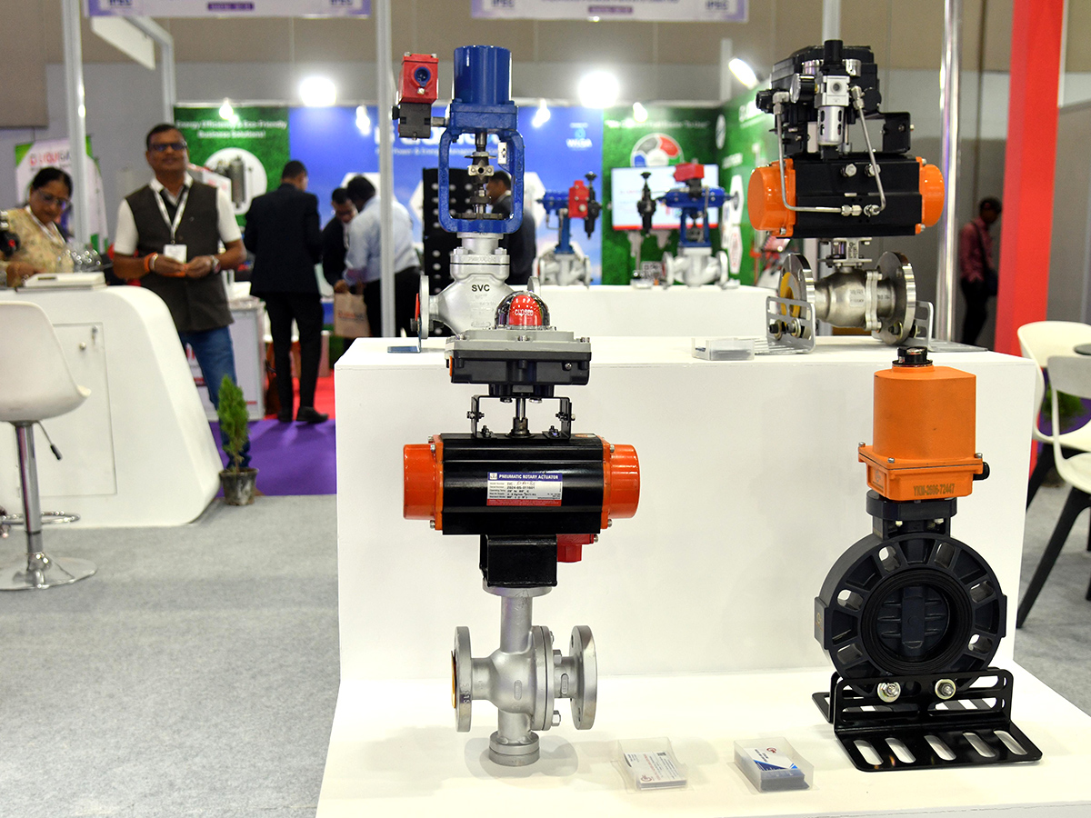 Hyderabad_20_20Exhibition_20at_20HITEX_20Impresses_20Visitors_20HD_20Photos__20_2812_29.jpg 12