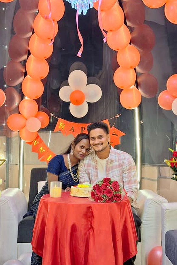 Jabardasth_20Faima_20enjoying_20Time_20with_20Her_20Husband_20Photos_20_282_29.jpg 3
