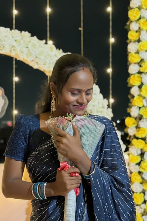 Jabardasth_20Faima_20enjoying_20Time_20with_20Her_20Husband_20Photos_20_289_29.jpg 10