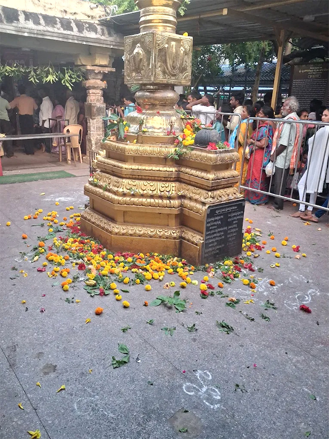 Sri_20Srungara_20Vallabha_20Swamy_20Temple_20Tirupati_20East_20Godavari__20_2816_29.jpg 16