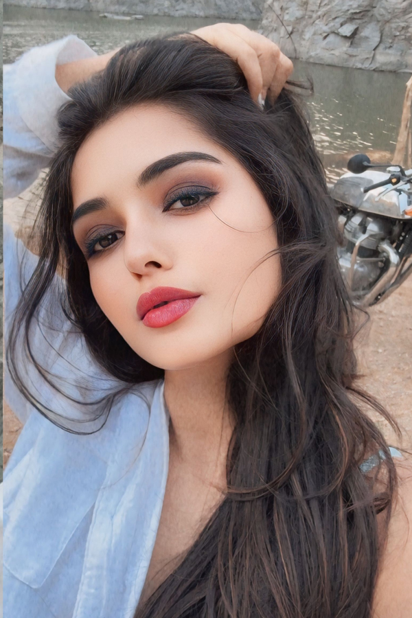 TV_20Actors_20Priyanka_20Jain_20And_20Shiva_20Kumar_20enjoying_20vacation_20in_20Beach_20Photos_20_286_29.jpg 7