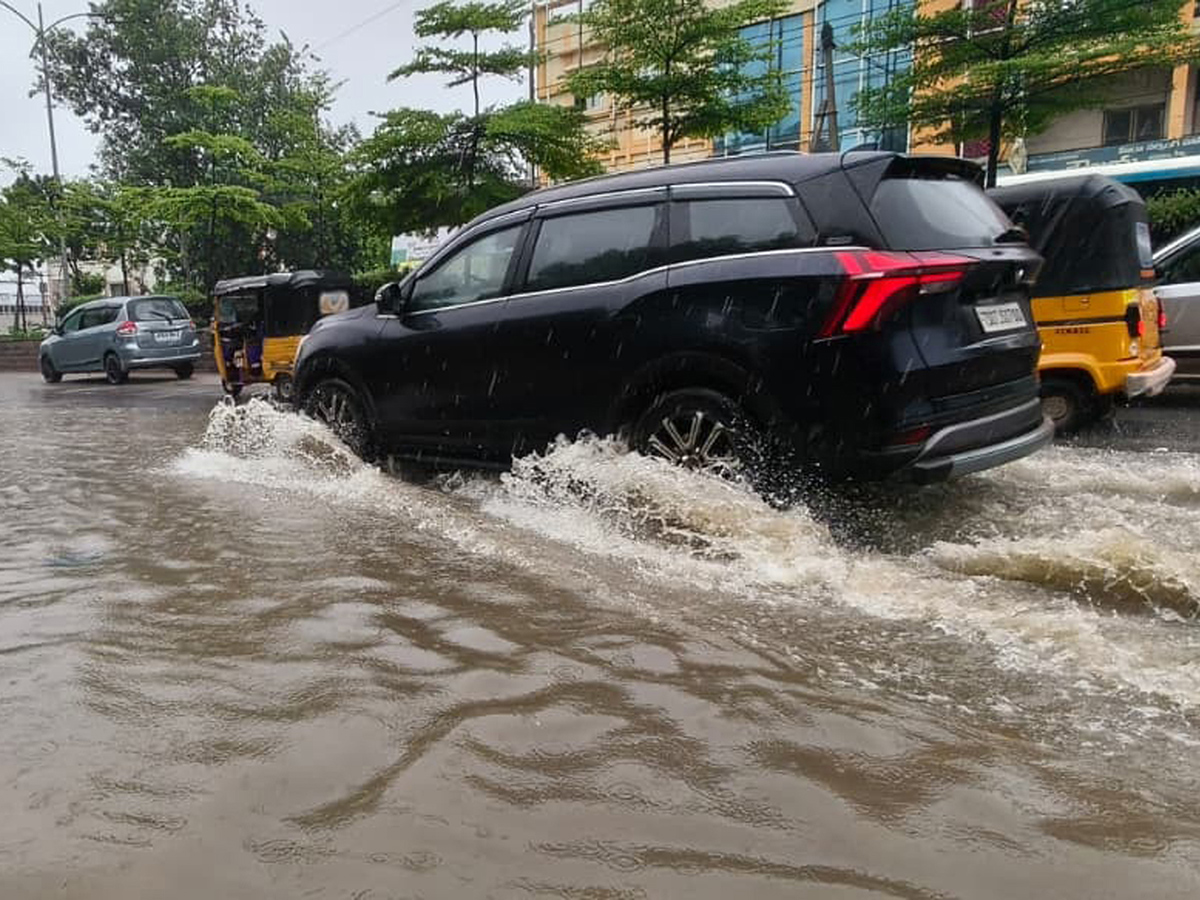 heavy_20rains_20in_20telangana__20_2818_29.jpg 18