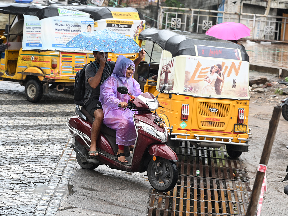 heavy_20rains_20in_20telangana__20_2820_29.jpg 20