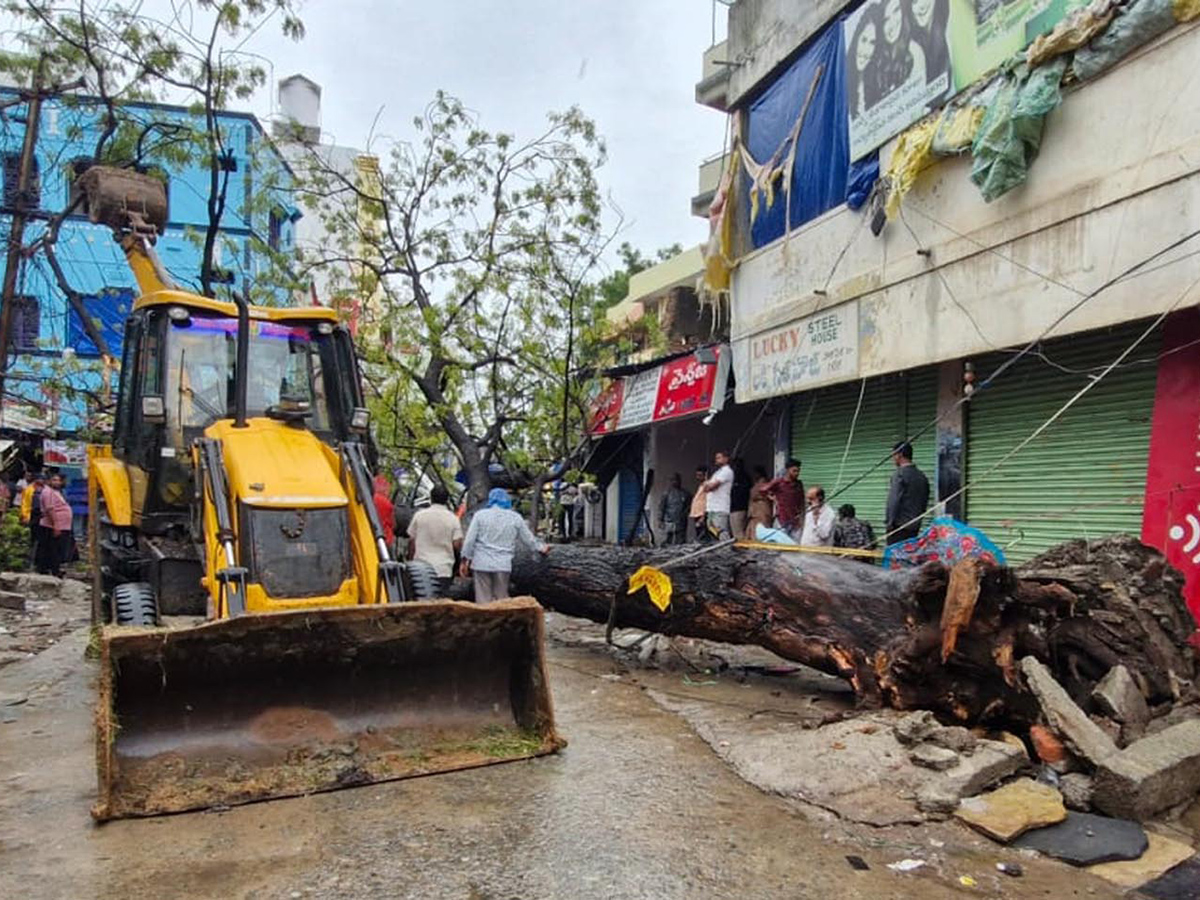 heavy_20rains_20in_20telangana__20_287_29.jpg 7