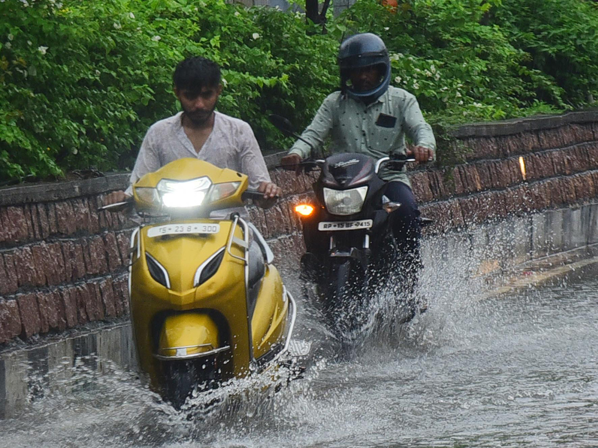 heavy_20rains_20in_20telangana__20_289_29.jpg 9