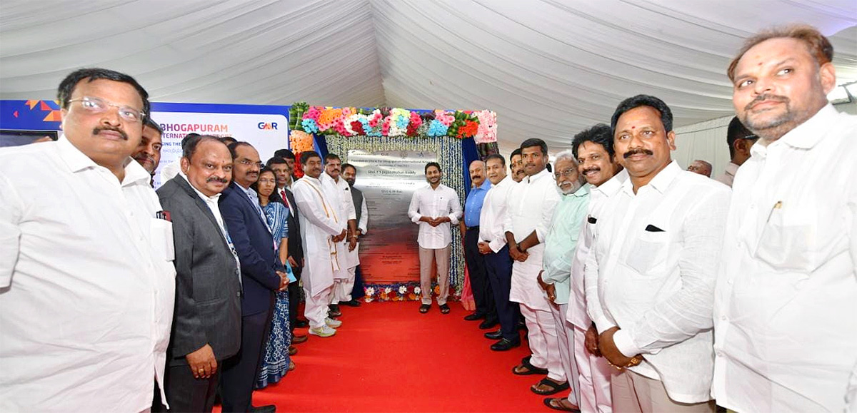 From_20Jagans_20Foundation_20Stone_20to_20Bhogapuram_20Airport_20Grand_20Look_20Photos_14.jpg 14