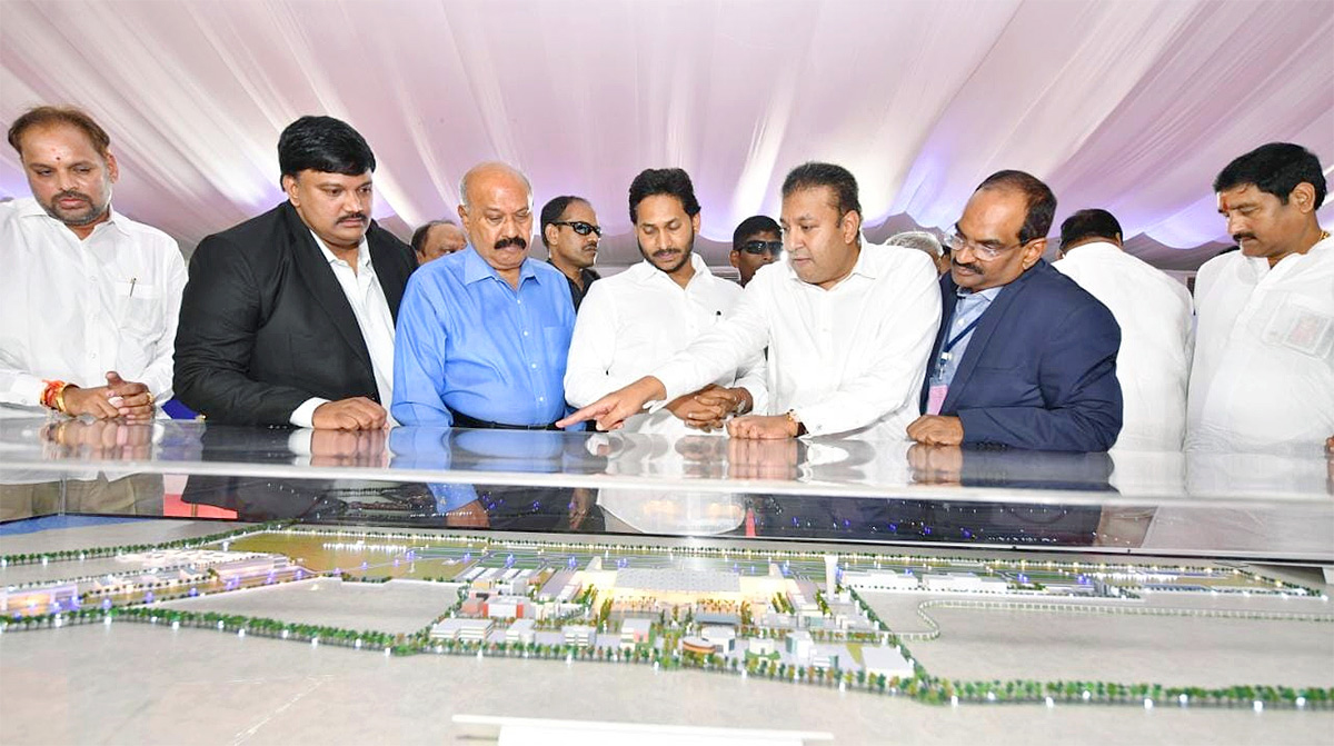 From_20Jagans_20Foundation_20Stone_20to_20Bhogapuram_20Airport_20Grand_20Look_20Photos_17.jpg 17