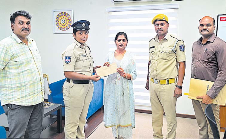 Women_20Police_0.jpg
