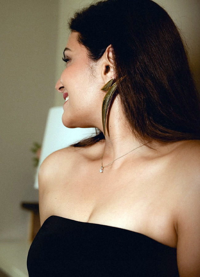 Divya_20Pillai_20_284_29.jpg 4