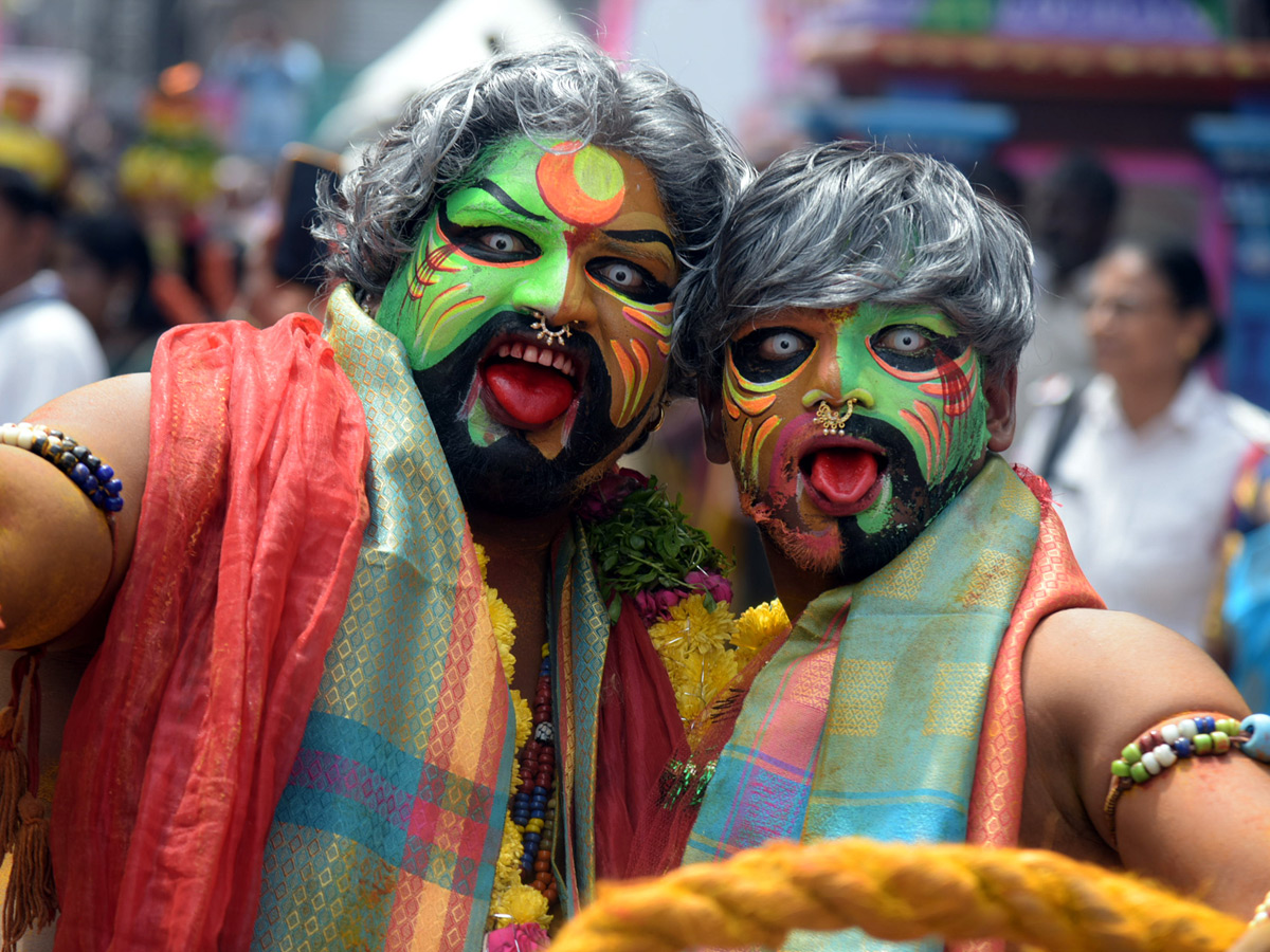 Secunderabad_20Ujjaini_20Mahankali_20Bonalu_20Photos_20_2829_29.jpg 23