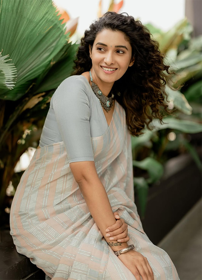 Actress_20Priya_20Bhavani_20Shankar_20In_20Irumudi_20Movie_20HD_20Photos__20_2810_29.jpg 10