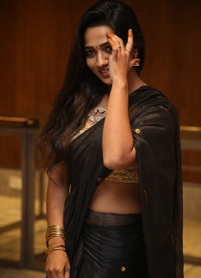 Actress_20Rekha_20Nirosha_20At_20KJQ_20Pre_20Release_20Event__20_2814_29.jpg 14
