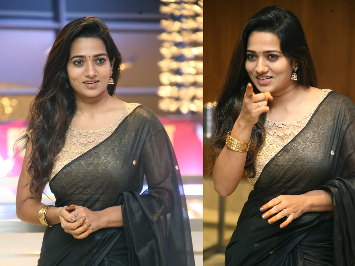 Actress_20Rekha_20Nirosha_20At_20KJQ_20Pre_20Release_20Event__20_281_29.jpg 1