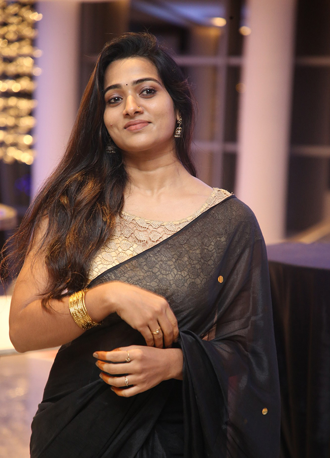 Actress_20Rekha_20Nirosha_20At_20KJQ_20Pre_20Release_20Event__20_282_29.jpg 2