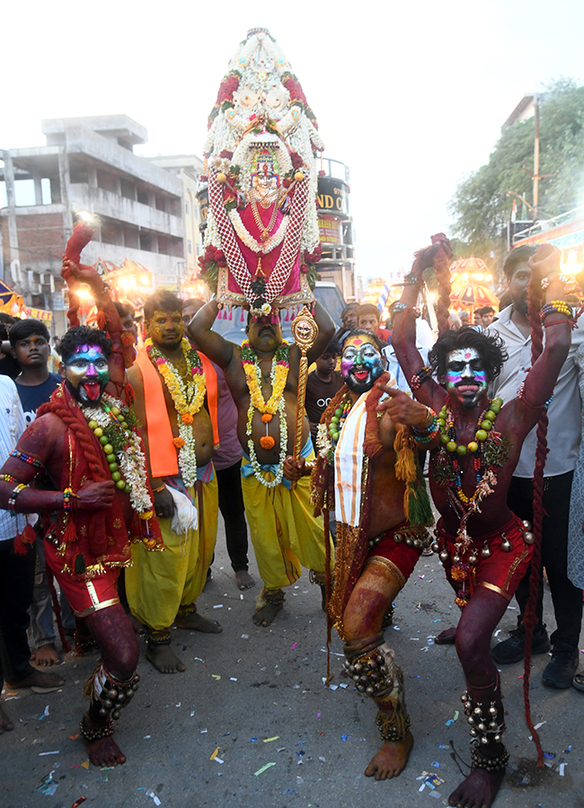 Ashadam_20Bonalu_202026_20Festival_20in_20Hyderabad_20Photos__20_2813_29.jpg 13