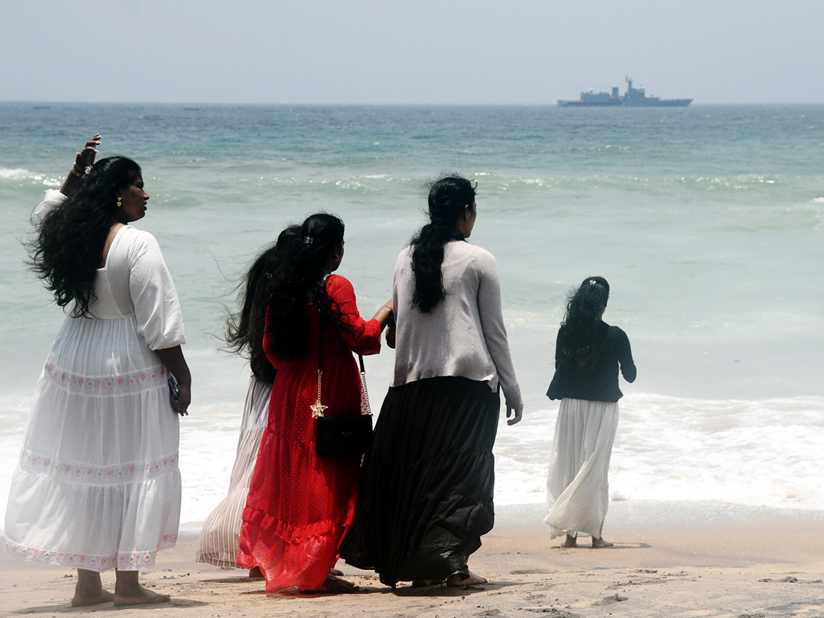 Friendship_20Day_20Celebrations_20RK_20Beach_20Visakhapatnam__20_282_29.jpg 2