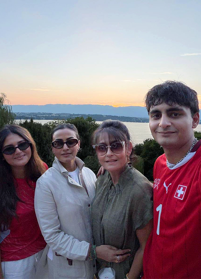 Namrata_20Shirodkar_20_2814_29_0.jpg 14