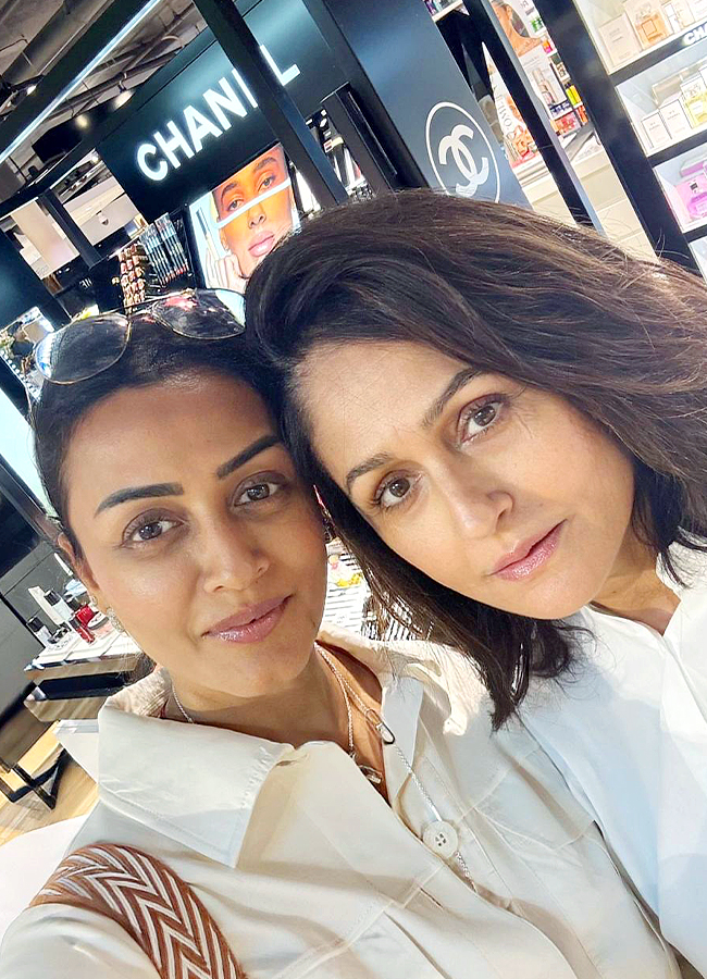Namrata_20Shirodkar_20_286_29_0.jpg 6