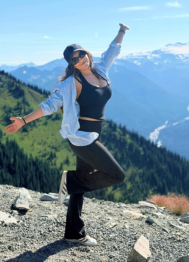 Ruhani_20Sharma_20_289_29.jpg 9