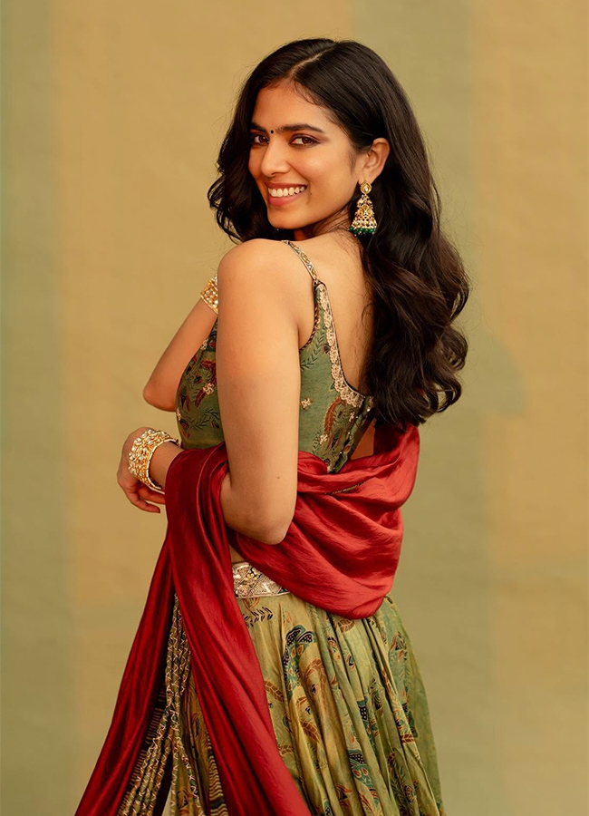 Actress_20Malavika_20Mohanan_20Birthday_20Special_20Photos__20_285_29.jpg 5