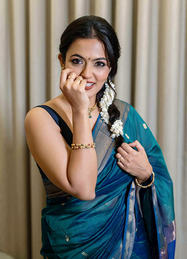 Aparna_20Das_20_2813_29.jpg 13