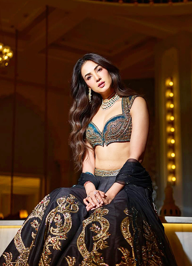 Sonal_20Chauhan_20_283_29.jpg 3