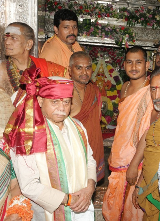Ujjaini_20Mahankali_20Bonalu_202026_20in_20Secunderabad_20HD_20Photos__20_2823_29.jpg 23