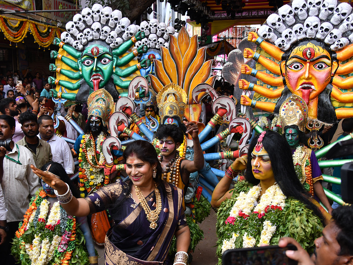 Ujjaini_20Mahankali_20Bonalu_202026_20in_20Secunderabad_20HD_20Photos__20_286_29.jpg 6