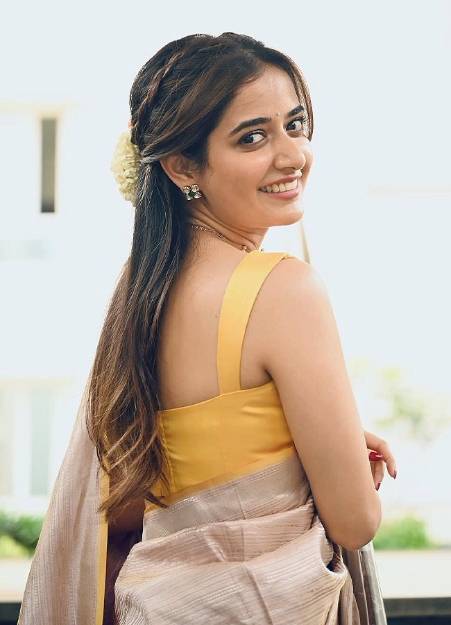 Ashika_20Ranganath_20_2815_29.jpg 14