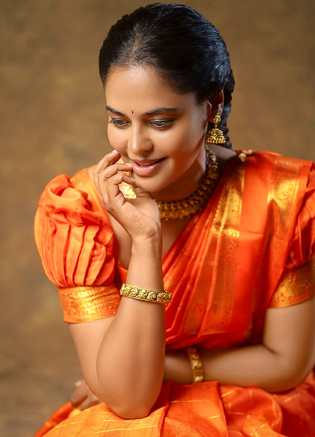 Bindu_20Madhavi_20_283_29.jpg 3