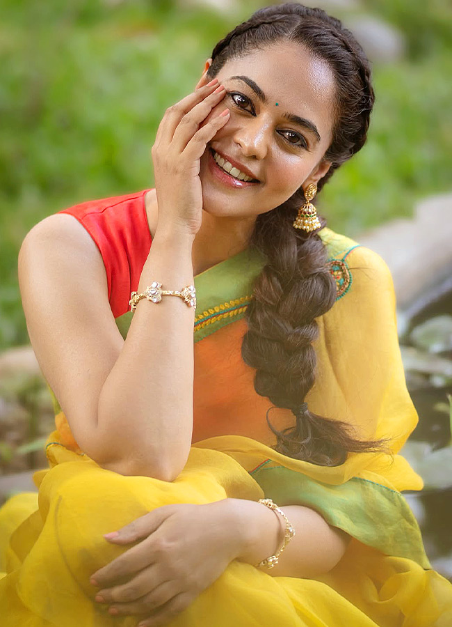 Bindu_20Madhavi_20_288_29.jpg 8