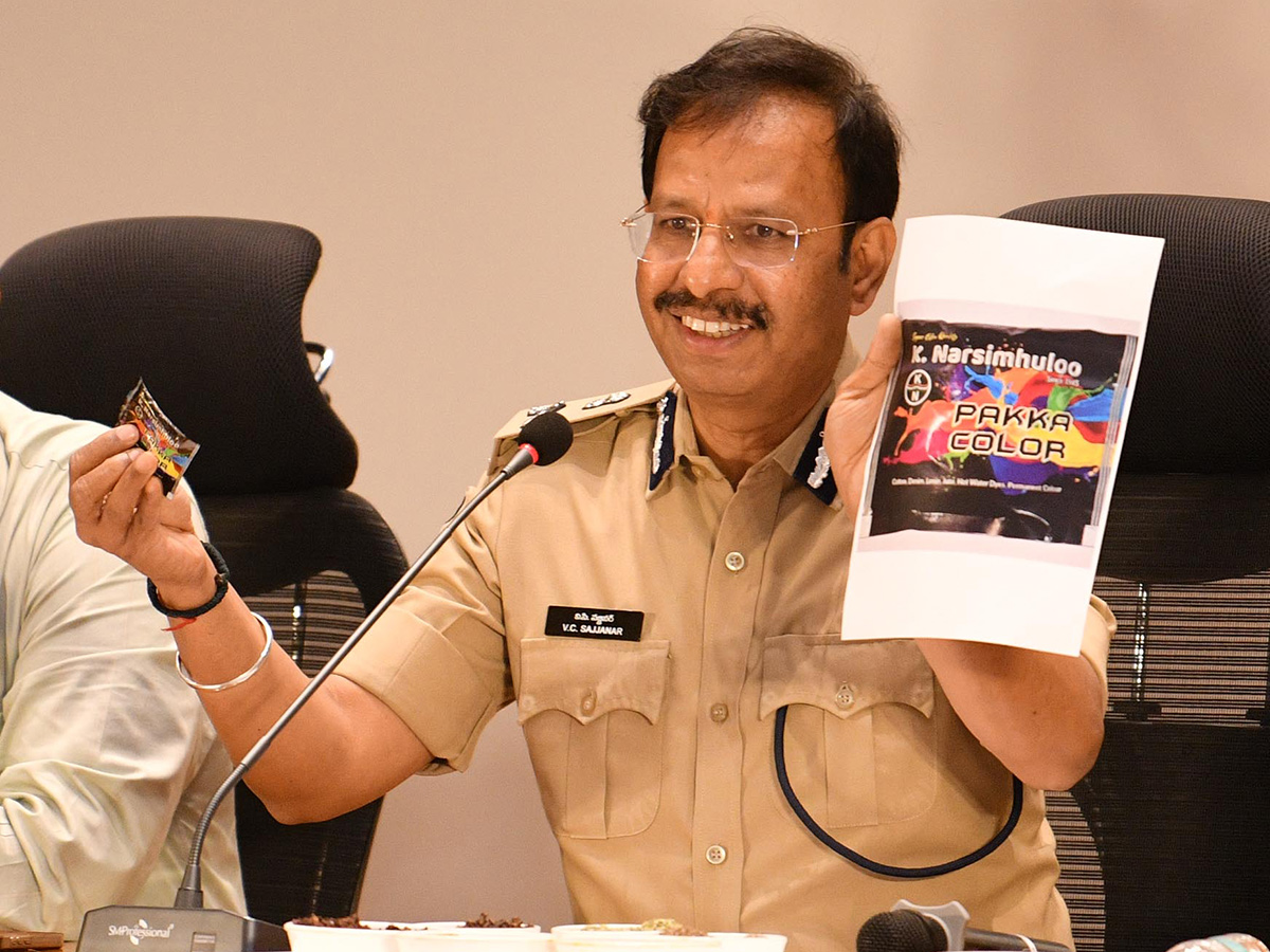 Fake_20Spices_20Seized_20in_20Hyderabad_20HD_20Photos__20_2814_29.jpg 15
