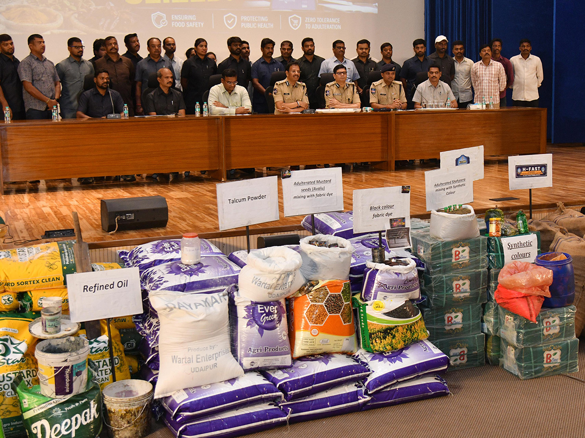 Fake_20Spices_20Seized_20in_20Hyderabad_20HD_20Photos__20_2819_29.jpg 19
