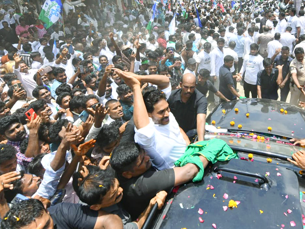 Jagan_20anna_20_2810_29.jpg 10