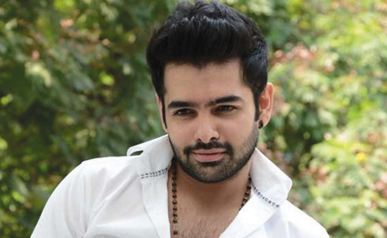 Ram-Pothineni_5D.jpg