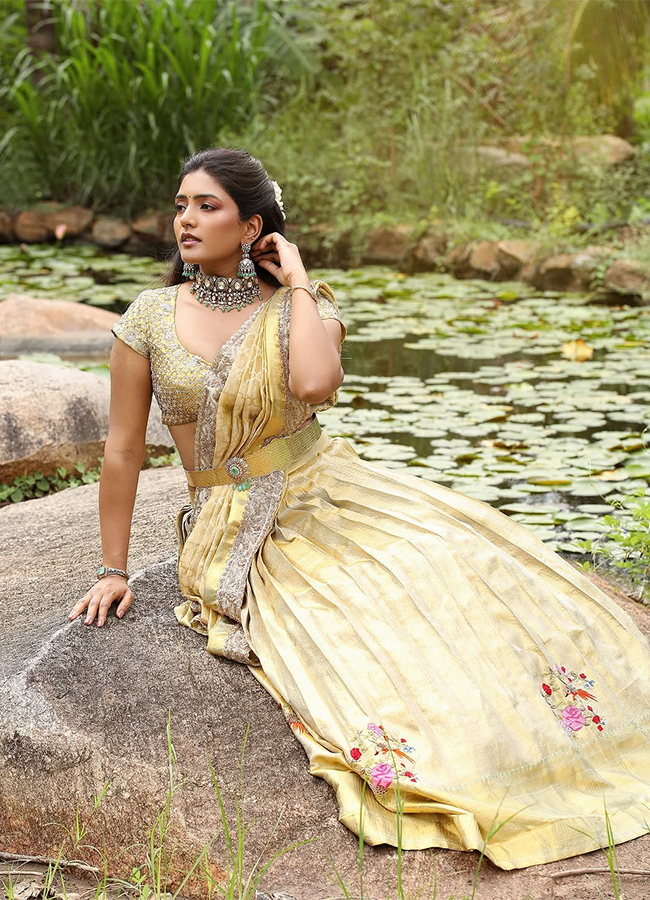 Tollywood_20Actress_20Eesha_20Rebba_20Latest_20Photos_20Viral__20_2817_29.jpg 17