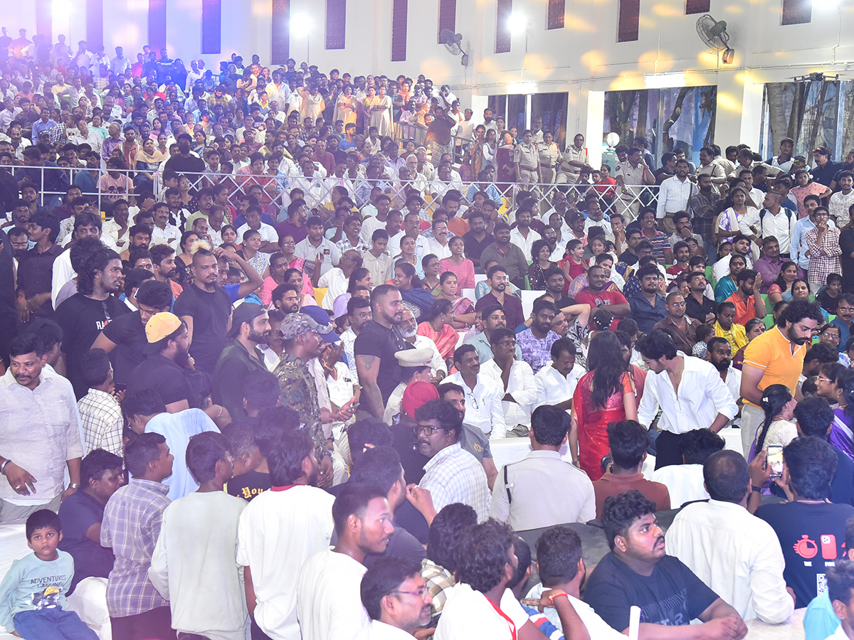 Anakapalli_20Movie_20Pre_20Release_20Event_20HD_20Photos__20_2824_29.jpg 24