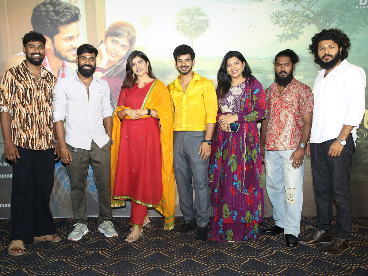Rithu_20Chowdary_20And_20Demon_20Pavan_20Bangaram_20Song_20launch_20viral_20photos__20_2813_29.jpg 13
