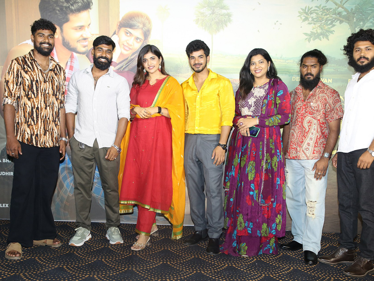 Rithu_20Chowdary_20And_20Demon_20Pavan_20Bangaram_20Song_20launch_20viral_20photos__20_2814_29.jpg 14