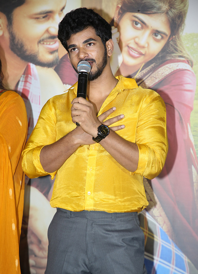 Rithu_20Chowdary_20And_20Demon_20Pavan_20Bangaram_20Song_20launch_20viral_20photos__20_2819_29.jpg 19