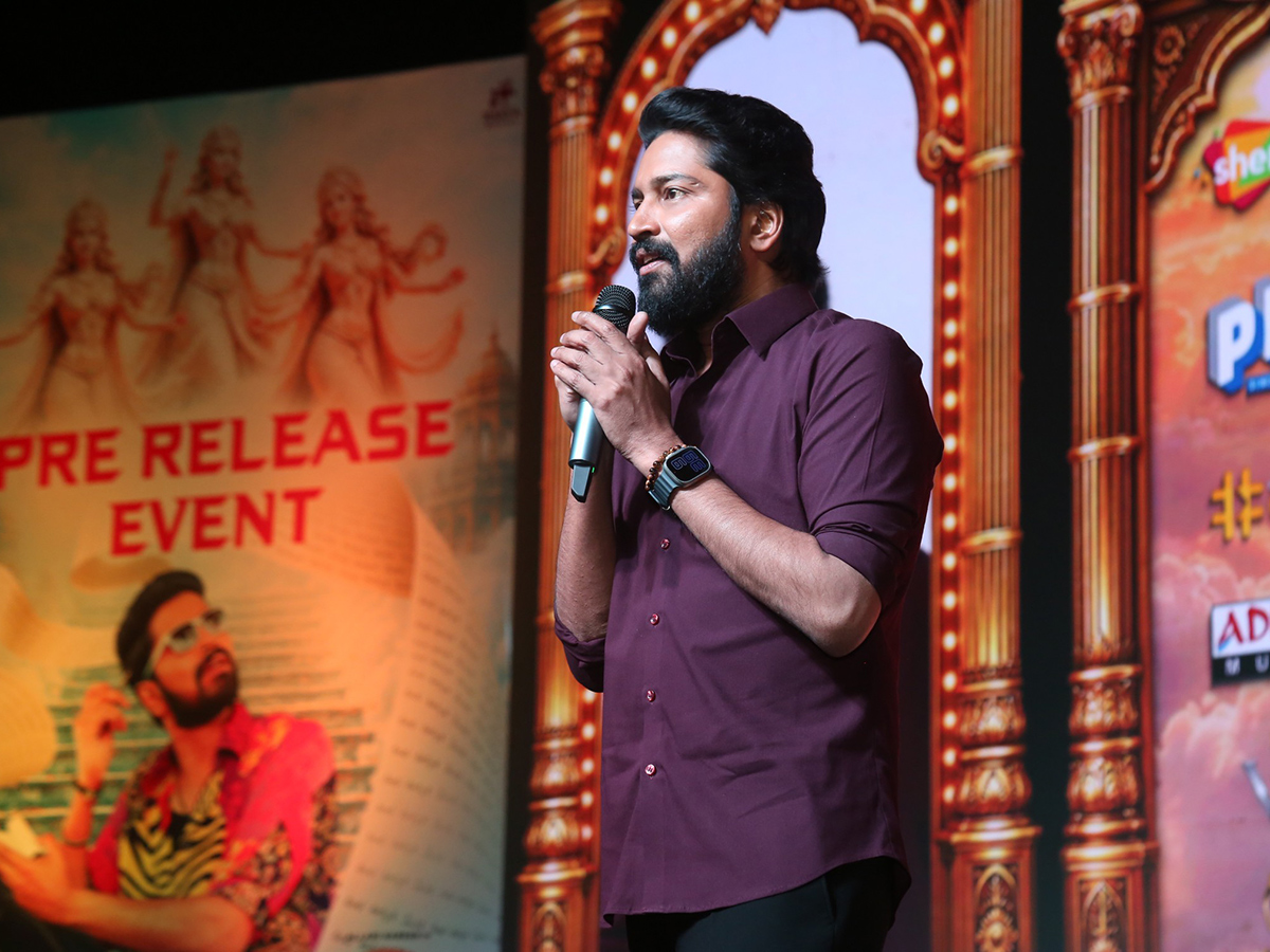 Ramba-Oorvasi-Menaka-Movie-Pre-Release-Event-HD-Photos_-(4).jpg 4