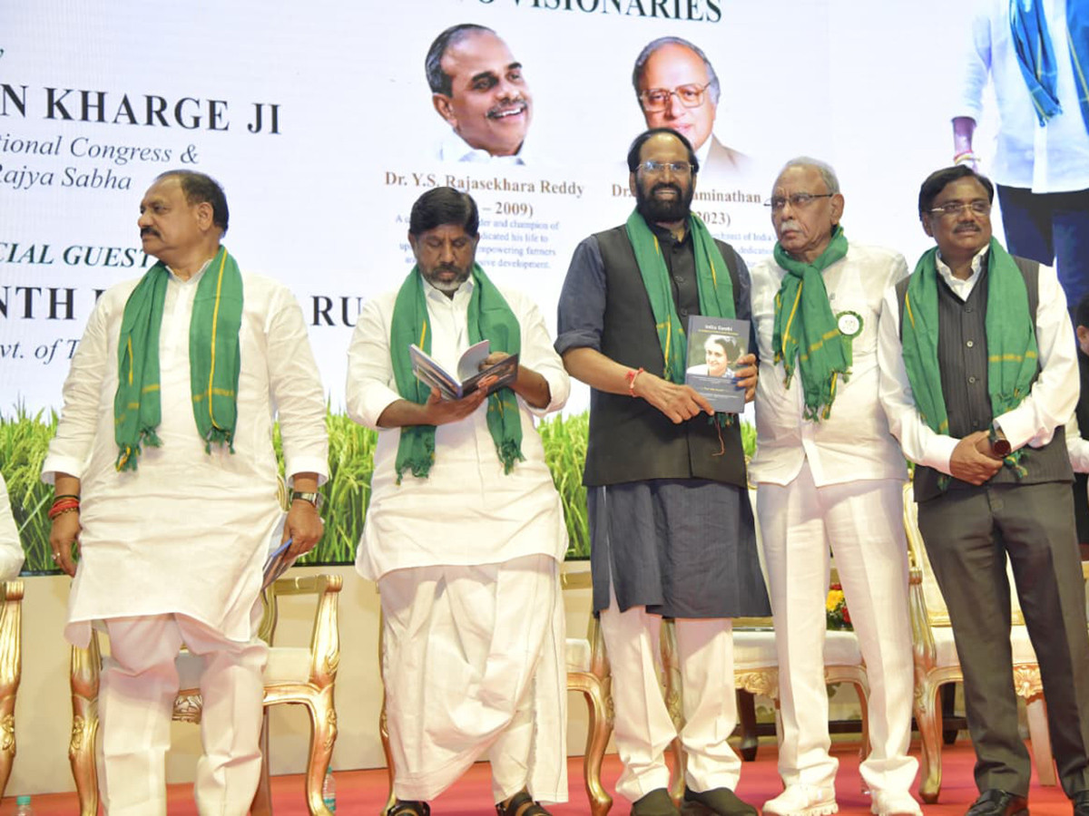 Y-S-Rajasekhara-Reddy-Award-2026-in-New-Delhi-Photos_-(12).jpg 12