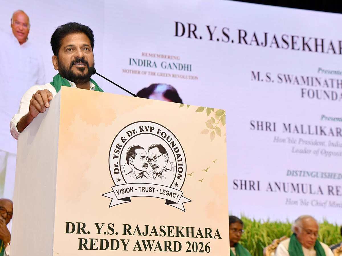 Y-S-Rajasekhara-Reddy-Award-2026-in-New-Delhi-Photos_-(2).jpg 2