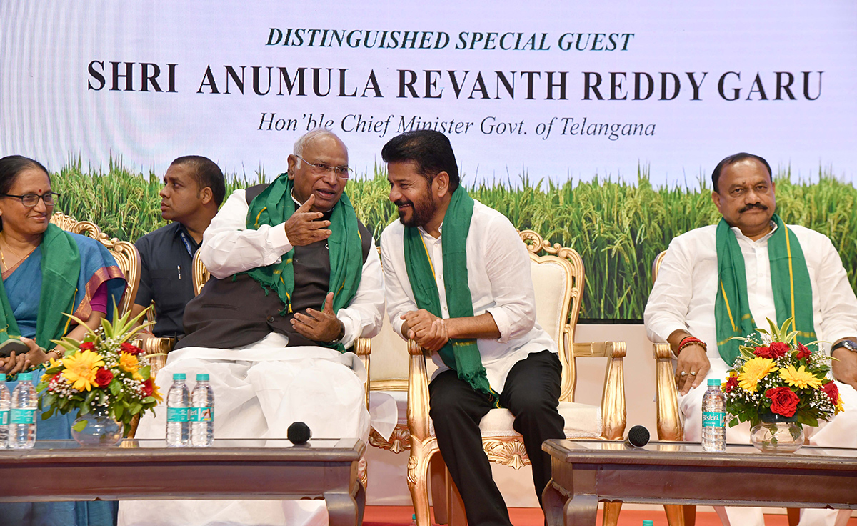 Y-S-Rajasekhara-Reddy-Award-2026-in-New-Delhi-Photos_-(5).jpg 5